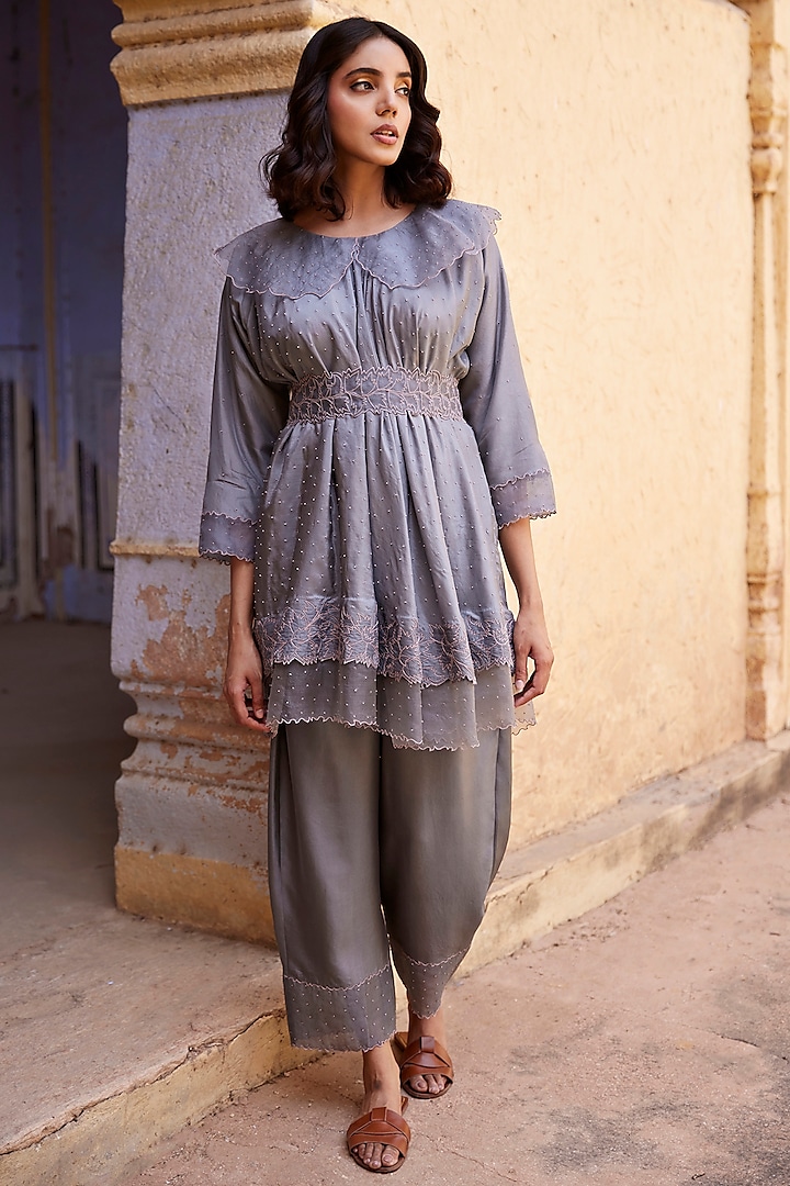 Grey Silk Twill & Organza Aari Embroidered Co-Ord Set by Shay by Shubham Tak at Pernia's Pop Up Shop