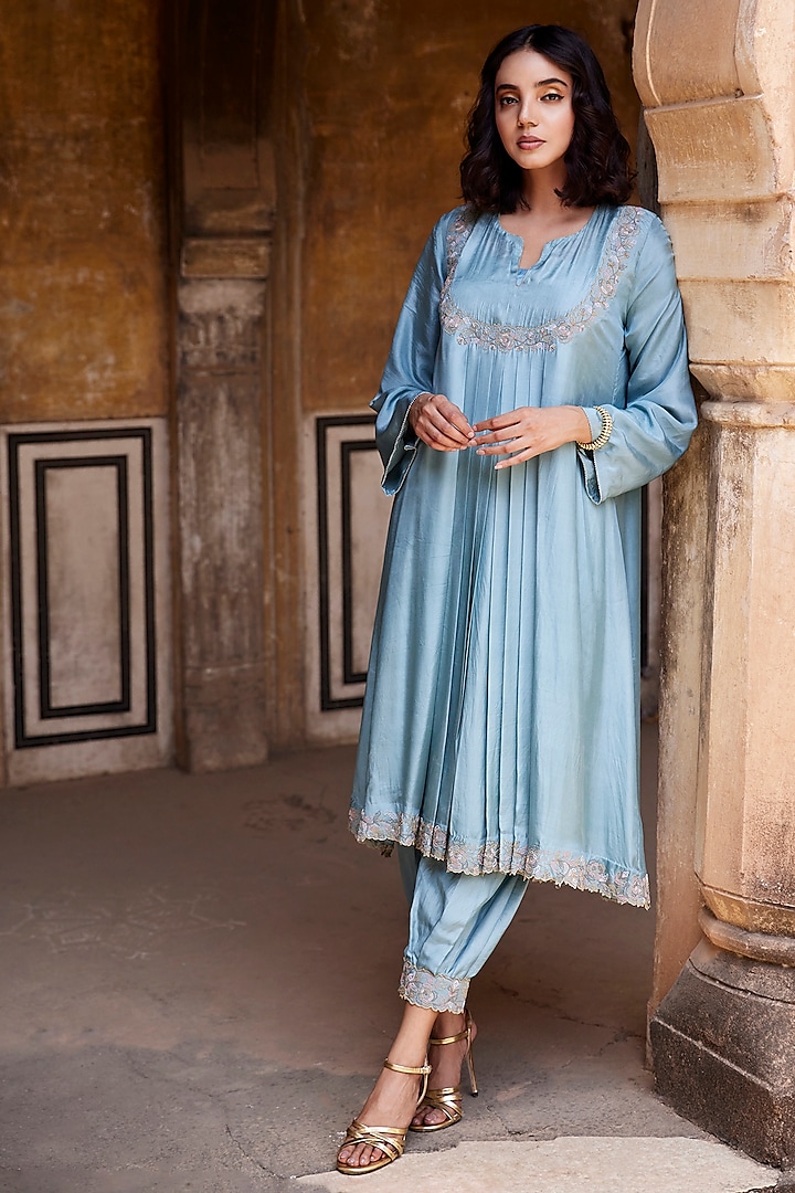 Teal Green Silk Floral Thread Embroidered Pleated Kurta Set by Shay by Shubham Tak at Pernia's Pop Up Shop