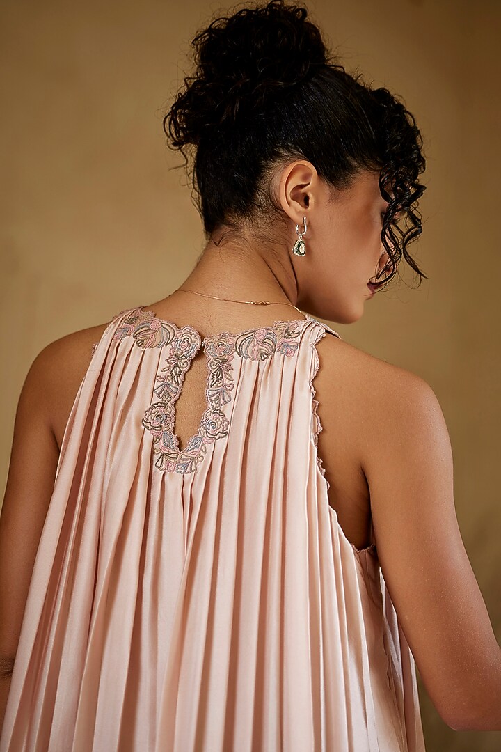 Blush Pink Satin Silk Aari Work Kurta Set by Shay by Shubham Tak at Pernia's Pop Up Shop