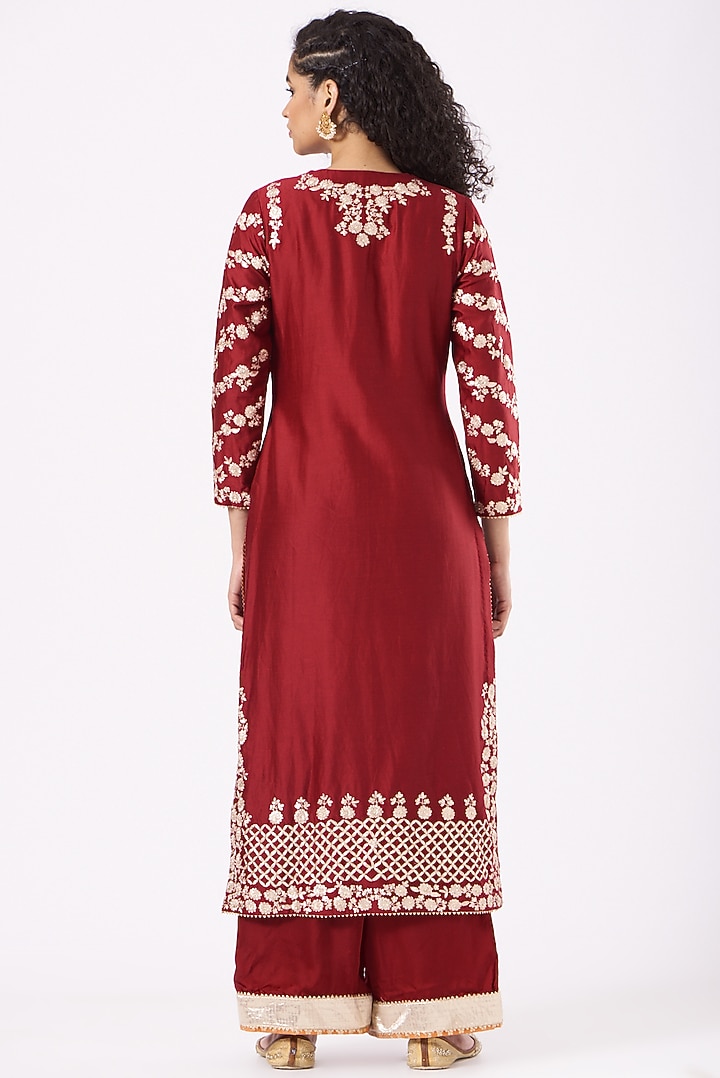Cadmium Red Embroidered Kurta Set by Sheetal Batra at Pernia's Pop Up Shop