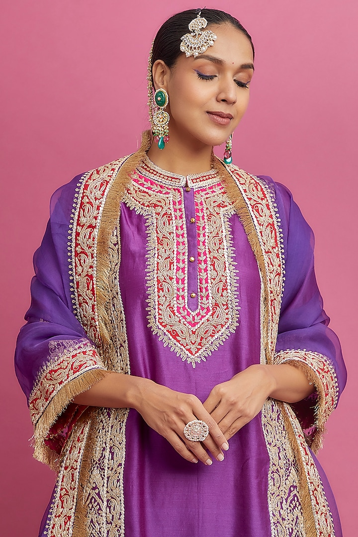 Purple Silk Chanderi Embroidered Kurta Set by Sheetal Batra at Pernia's Pop Up Shop