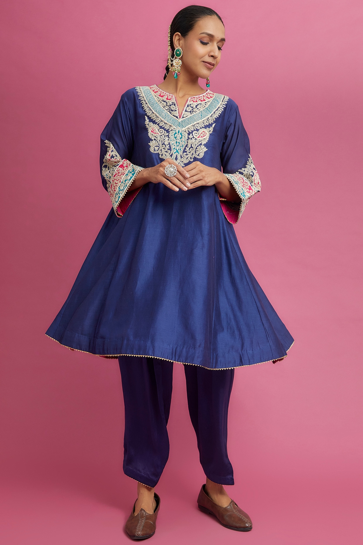 Buy online Blue Polyester Gujarati Costume from girls for Women by Kaku  Fancy Dresses for ₹1800 at 0% off | 2024 Limeroad.com