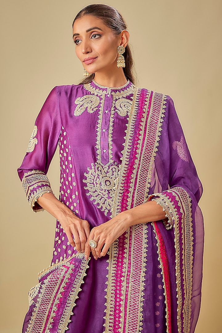 Purple Chanderi Silk Kashmiri Tilla Embroidered Kurta Set by Sheetal Batra at Pernia's Pop Up Shop