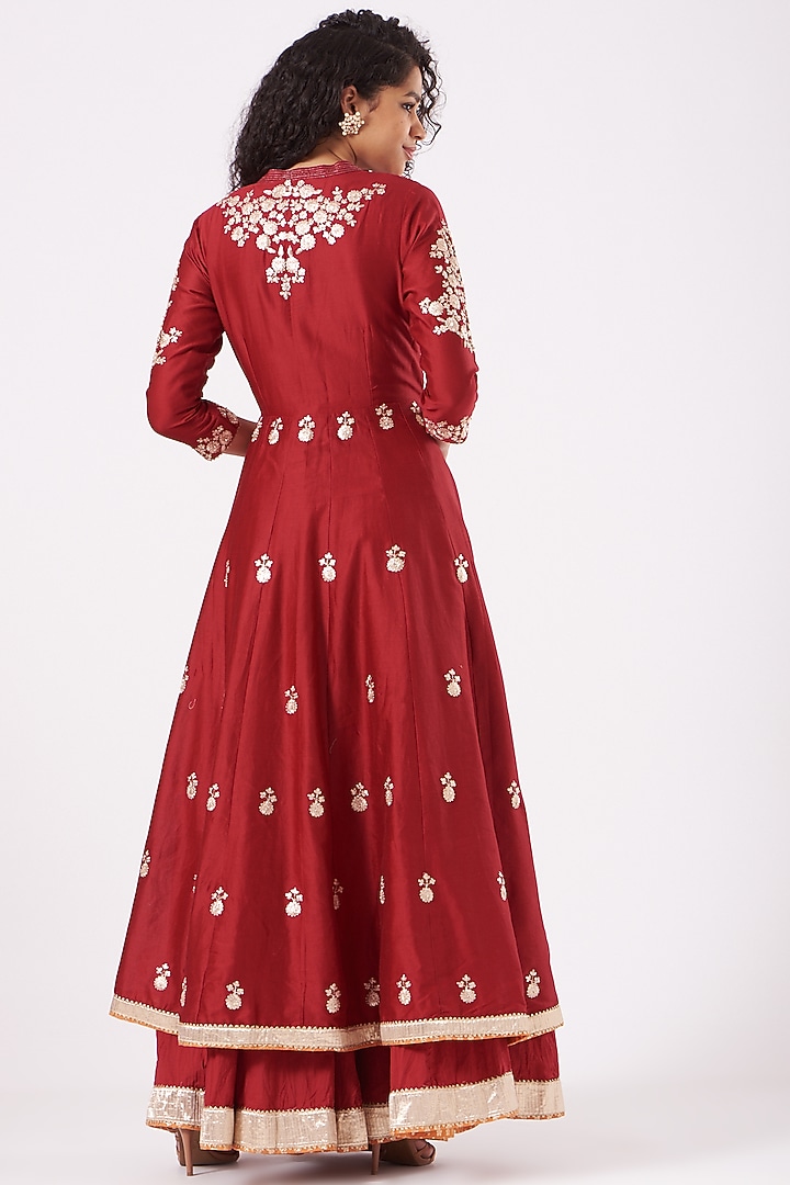 Blood-Red Embroidered Wedding Anarkali Set by Sheetal Batra at Pernia's Pop Up Shop