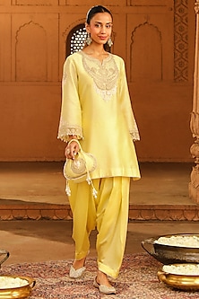 product-color-Yellow
