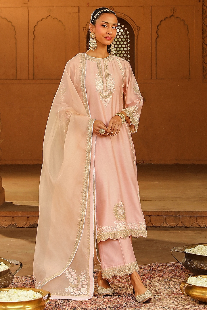 Blush Pink Silk Chanderi Kashmiri Tilla Embroidered A-line Kurta Set by Sheetal Batra