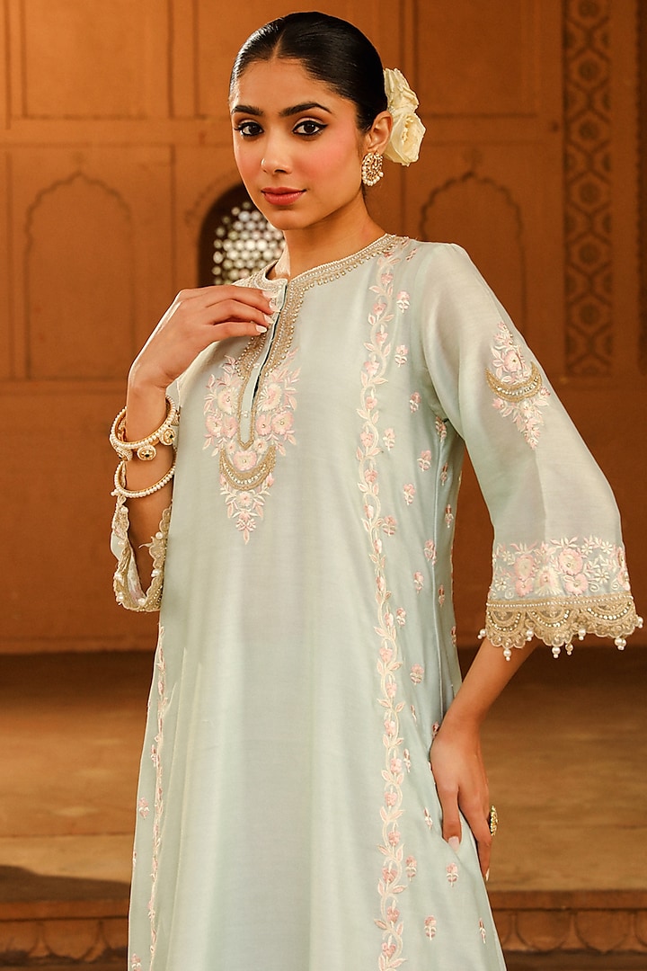 Misty Green Silk Chanderi Kashmiri Tilla Embroidered A-Line Kurta Set by Sheetal Batra at Pernia's Pop Up Shop
