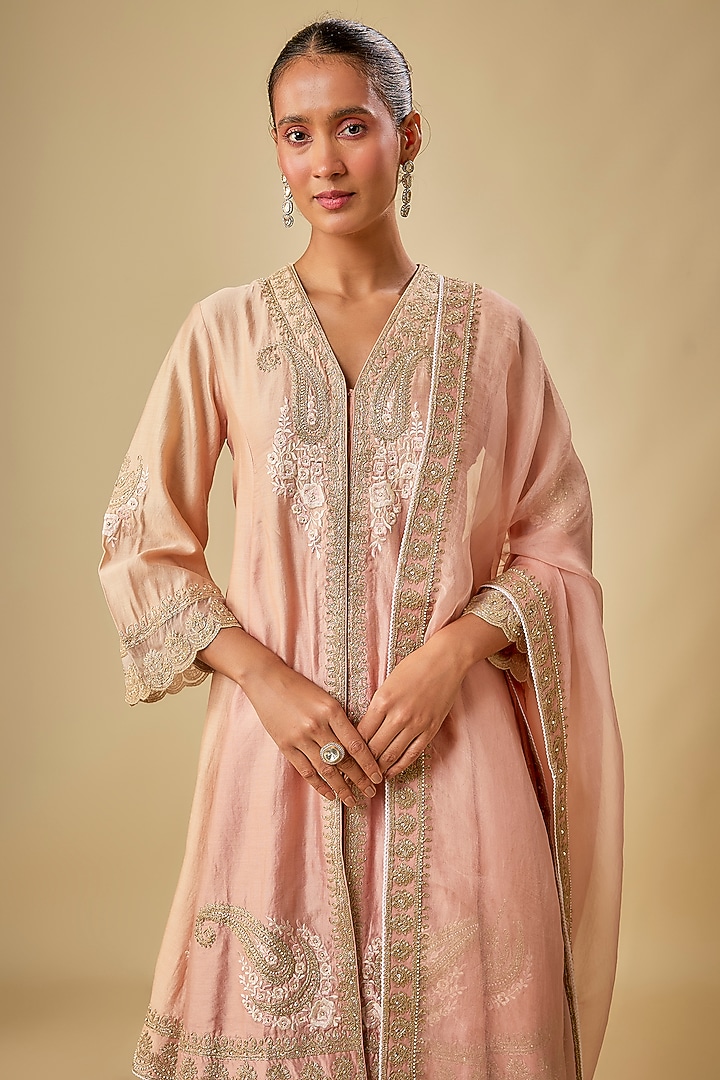 Pink Pure Silk Chanderi Kashmiri Embroidered Short Kalidar Kurta Set by Sheetal Batra at Pernia's Pop Up Shop