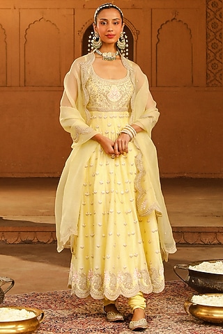 Lemon Yellow Pure Silk Chanderi Kashmiri Tilla Embroidered Kalidar Anarkali Set by Sheetal Batra