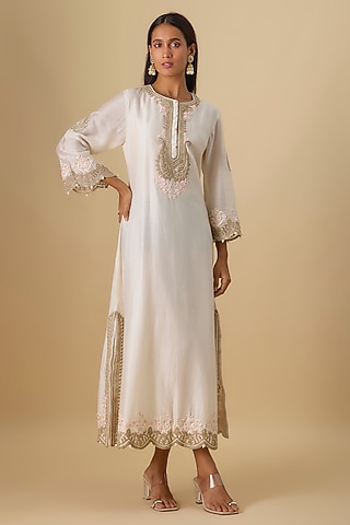 Ivory Chanderi Silk Parsi Gara Embroidered Kurta by Sheetal Batra