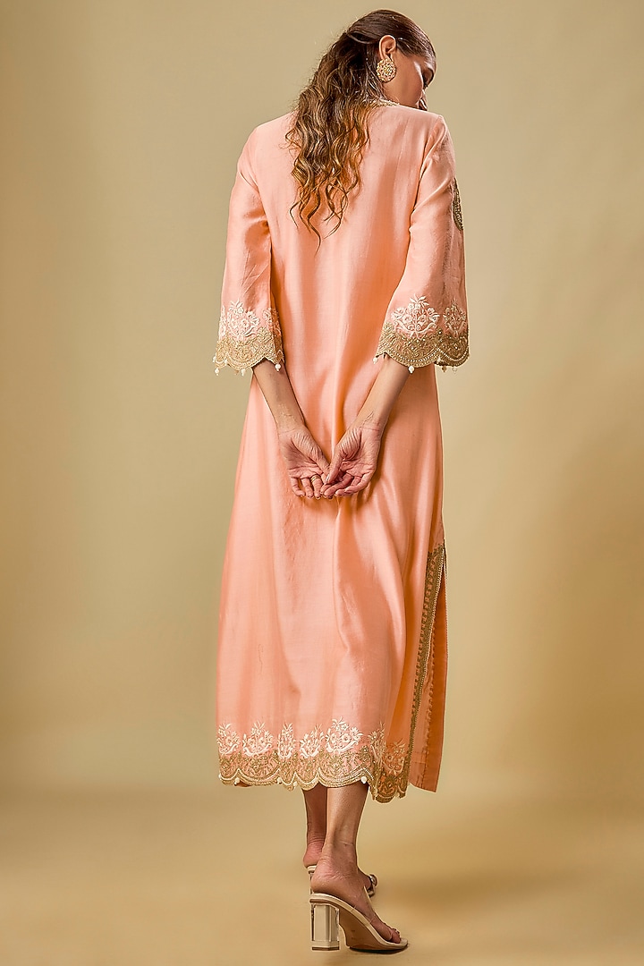 Pink Chanderi Silk Parsi Gara Embroidered Kurta by Sheetal Batra at Pernia's Pop Up Shop