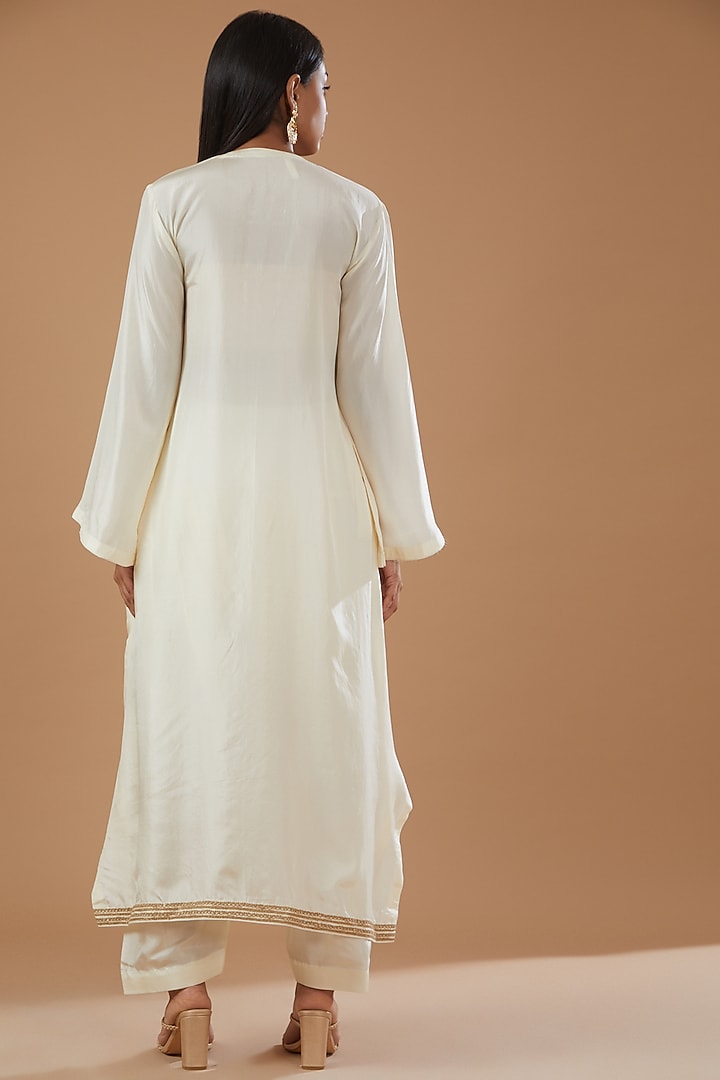 Ivory Pure Silk Embroidered Kaftan Set by Sheetal Batra at Pernia's Pop Up Shop