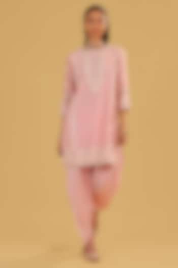 Blush Pink Silk Chanderi Parsi Gara Embroidered Short Kurta Set by Sheetal Batra at Pernia's Pop Up Shop