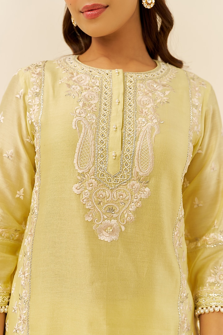 Lemon Yellow Chanderi Silk Parsi Gara Embroidered Short Kurta Set by Sheetal Batra at Pernia's Pop Up Shop