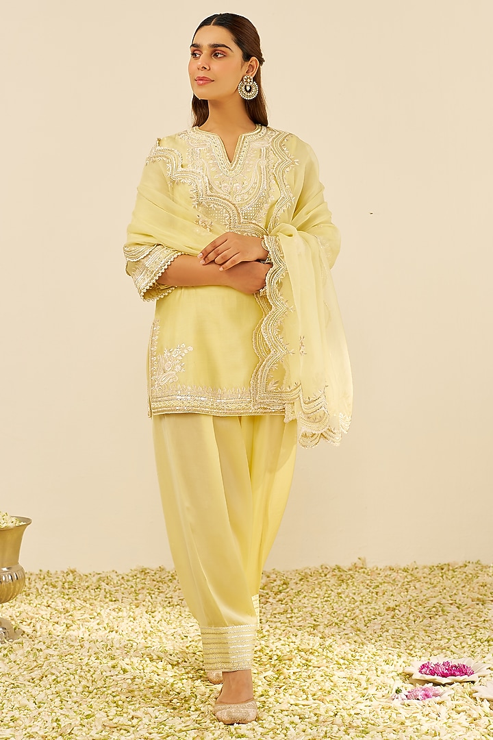 Lemon Yellow Chanderi Silk Parsi Gara Embroidered A-Line Short Kurta Set by Sheetal Batra at Pernia's Pop Up Shop