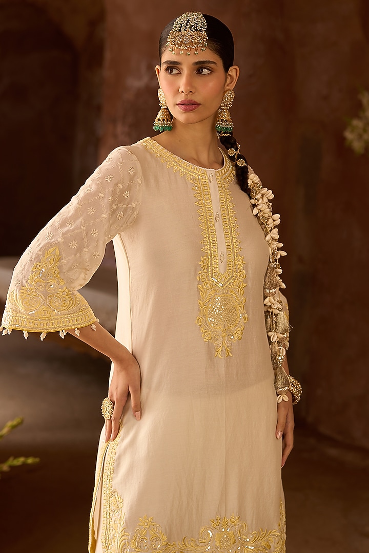 Daisy Ivory Silk Chanderi Pearl Embroidered Short Kurta Set by Sheetal Batra at Pernia's Pop Up Shop