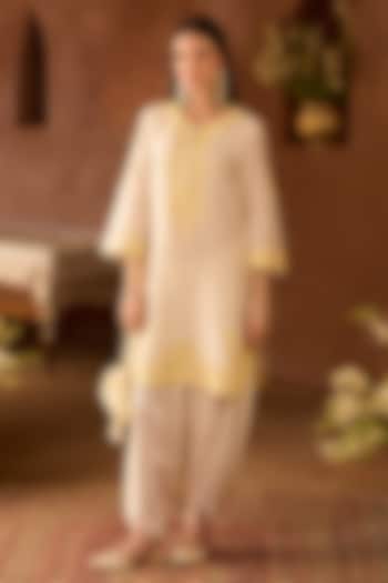 Daisy Ivory Silk Chanderi Pearl Embroidered Short Kurta Set by Sheetal Batra at Pernia's Pop Up Shop