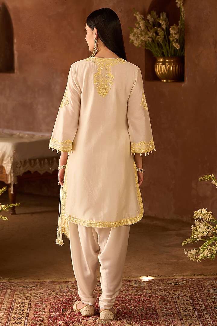 Daisy Ivory Silk Chanderi Pearl Embroidered Short Kurta Set by Sheetal Batra at Pernia's Pop Up Shop