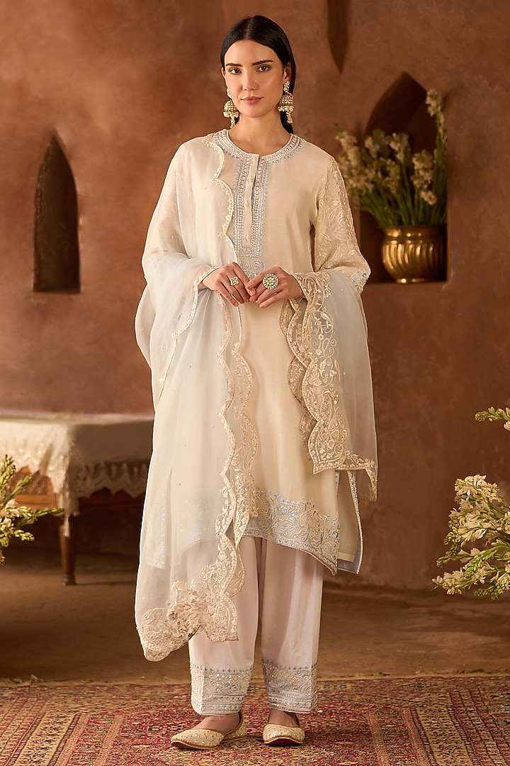 Daisy Ivory Silk Chanderi Parsi Ghara Embroidered Kurta Set by Sheetal Batra at Pernia's Pop Up Shop