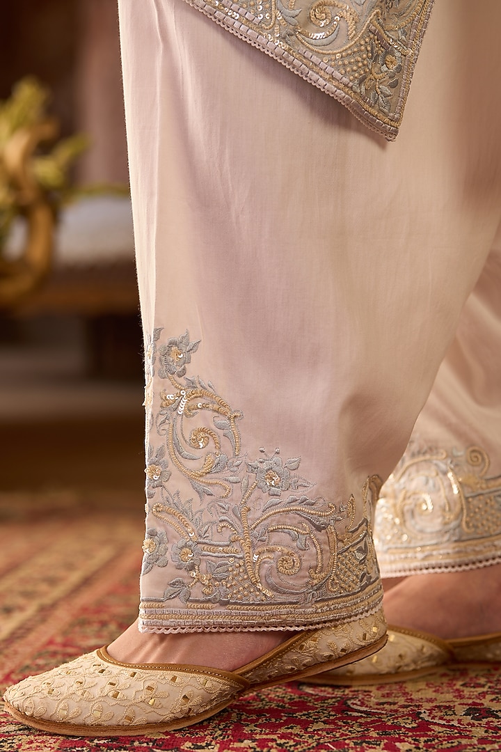Daisy Ivory Silk Chanderi Pasri Ghara Embroidered A-Line Kurta Set by Sheetal Batra at Pernia's Pop Up Shop