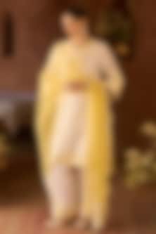 Daisy Ivory Silk Chanderi Pasri Ghara Embroidered A-Line Kurta Set by Sheetal Batra