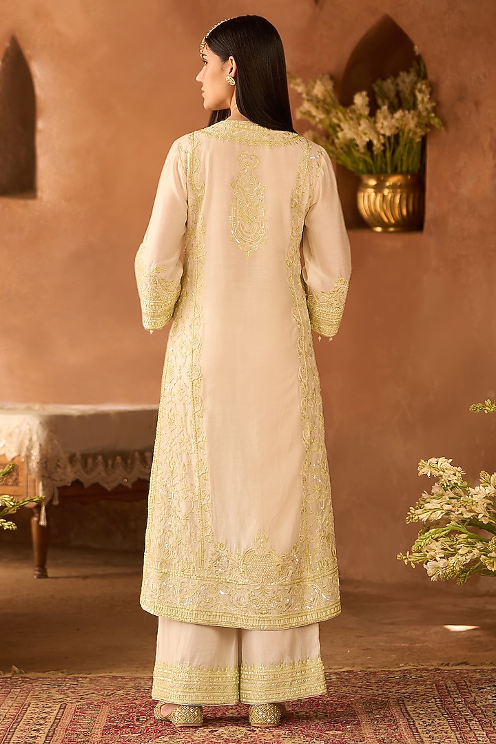 Daisy Ivory Silk Chanderi Sequins Embroidered Kurta Set by Sheetal Batra at Pernia's Pop Up Shop