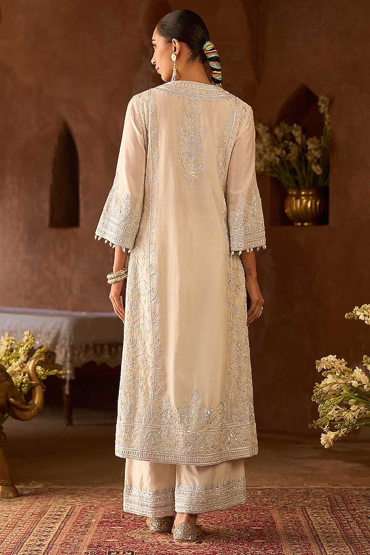 Daisy Ivory Silk Chanderi Sequins Embroidered Kurta Set by Sheetal Batra at Pernia's Pop Up Shop