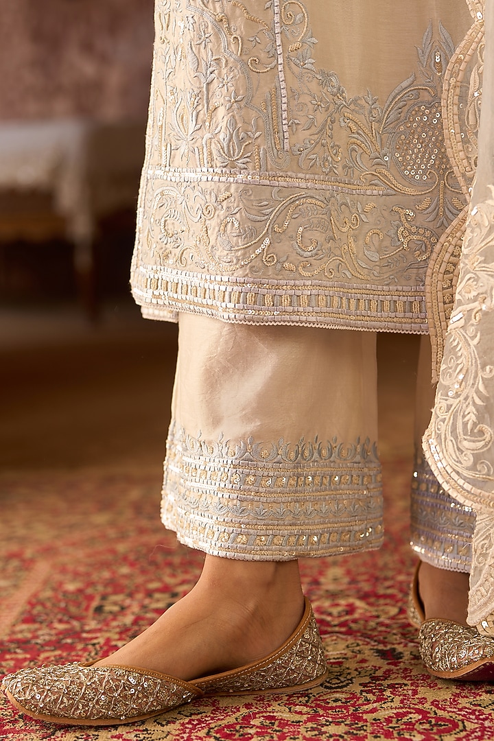 Daisy Ivory Silk Chanderi Sequins Embroidered Kurta Set by Sheetal Batra at Pernia's Pop Up Shop