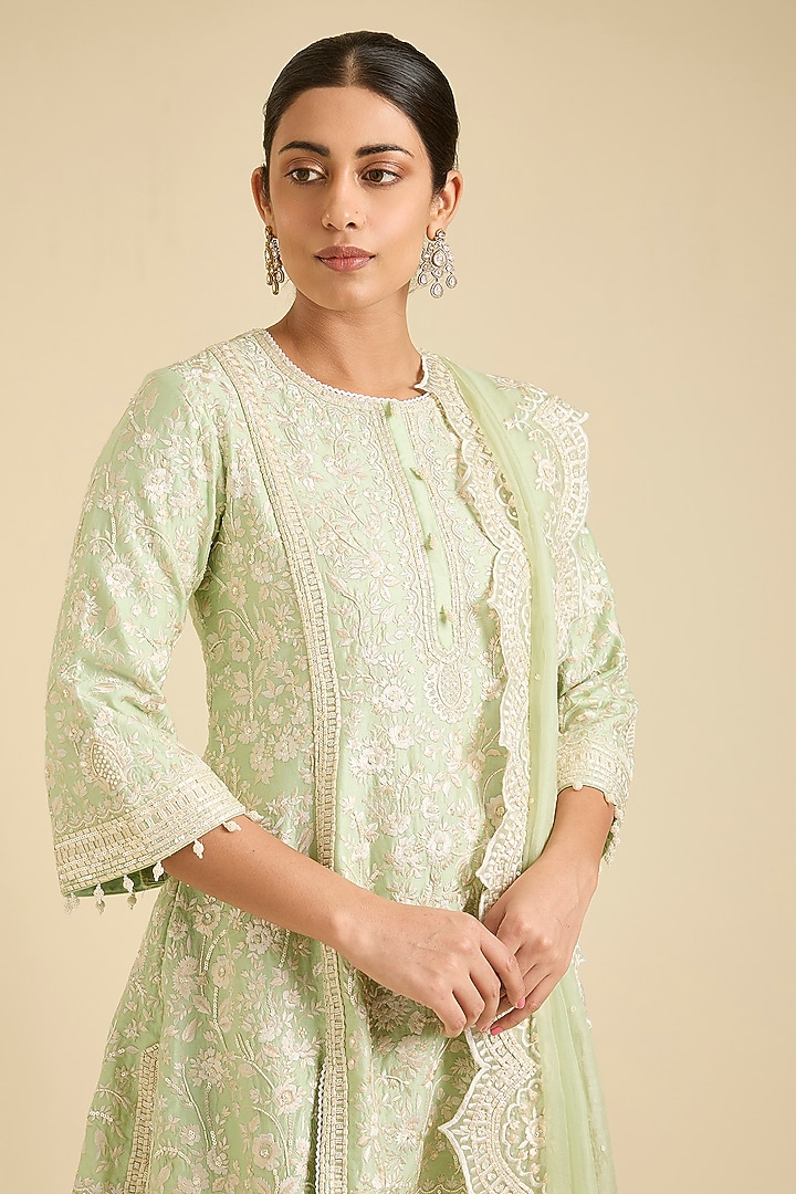 Green Silk Chanderi Sequin & Pearl Embroidered Kurta Set by Sheetal Batra at Pernia's Pop Up Shop
