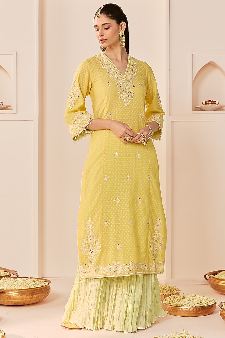 Lemon Yellow Pure Cotton Crushed Skirt Set by Sheetal Batra at Pernia's Pop Up Shop