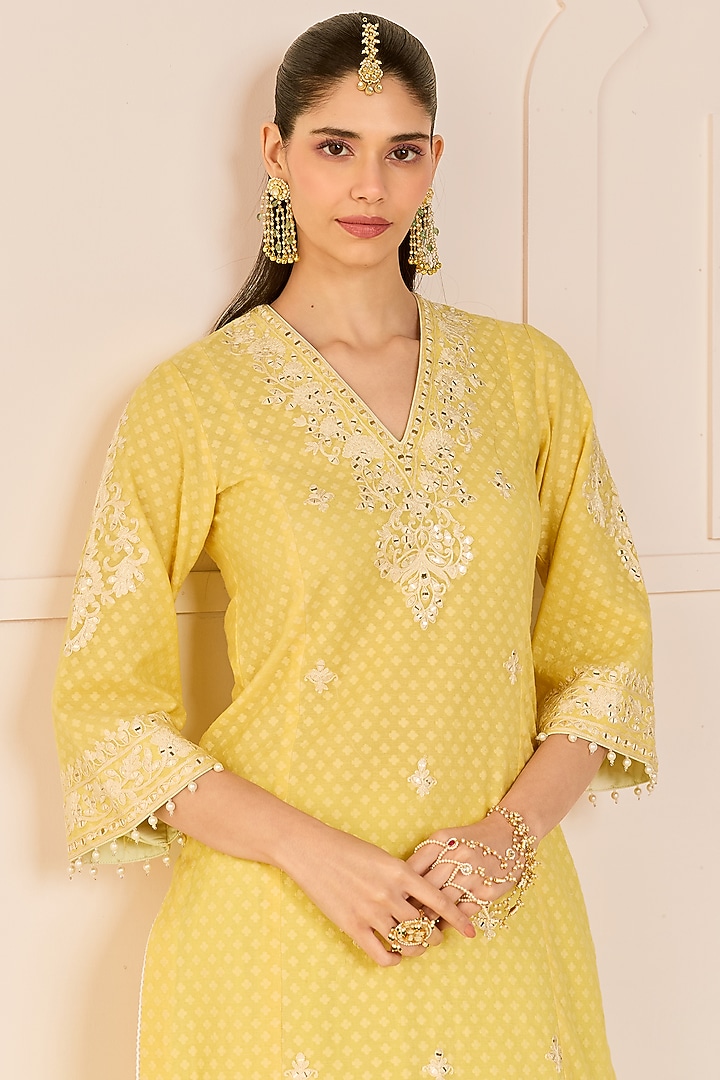 Lemon Yellow Pure Cotton Crushed Skirt Set by Sheetal Batra at Pernia's Pop Up Shop