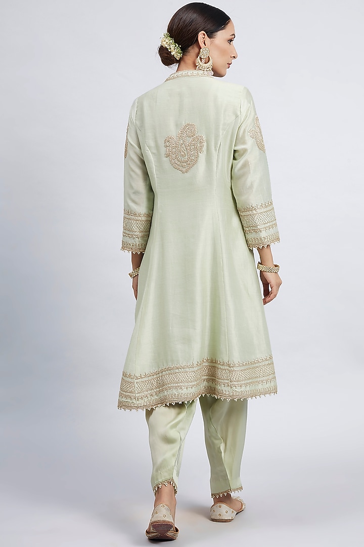 Mint Green Tilla Embroidered Kurta Set by Sheetal Batra at Pernia's Pop Up Shop