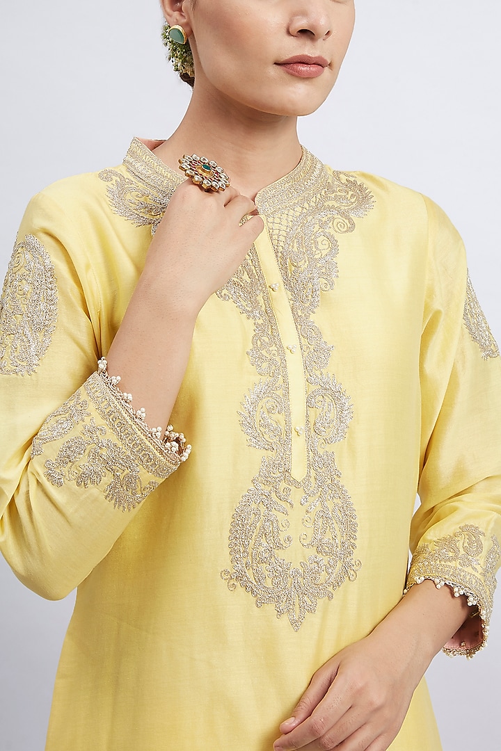 Daffodil Yellow Pearl Embroidered Kurta Set by Sheetal Batra at Pernia's Pop Up Shop