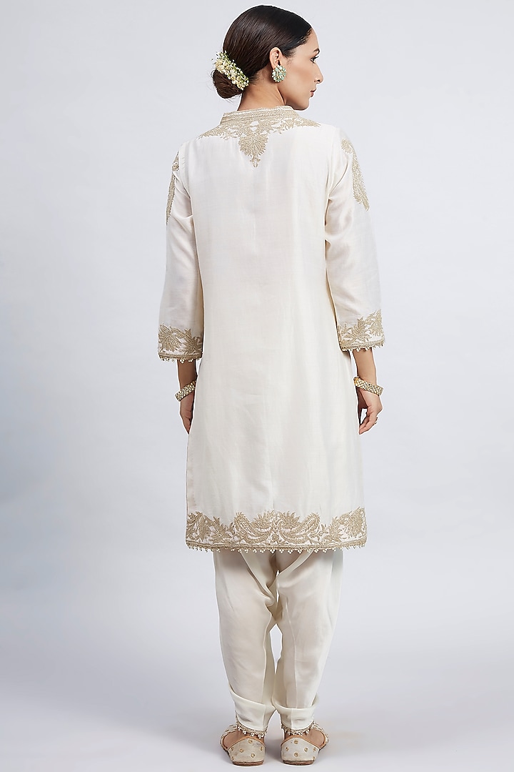 Daisy Ivory Embroidered Kurta With Dhoti by Sheetal Batra at Pernia's Pop Up Shop