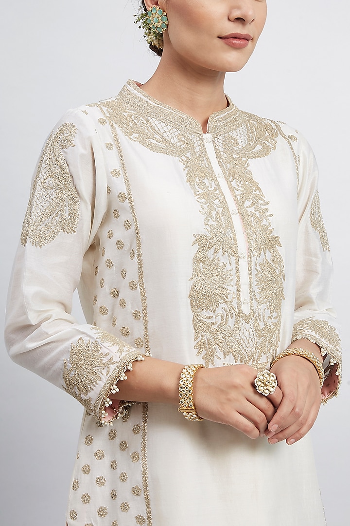 Daisy Ivory Embroidered Kurta With Dhoti by Sheetal Batra at Pernia's Pop Up Shop