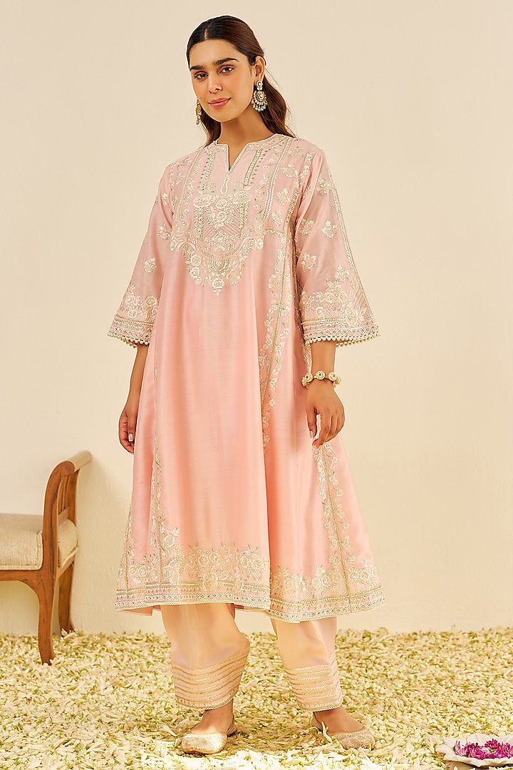 Blush Pink Chanderi Silk Parsi Gara Embroidered Kurta Set by Sheetal Batra at Pernia's Pop Up Shop