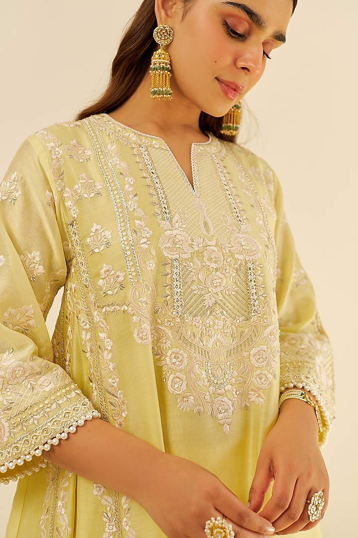 Lemon Yellow Chanderi Silk Parsi Gara Embroidered Kurta Set by Sheetal Batra at Pernia's Pop Up Shop