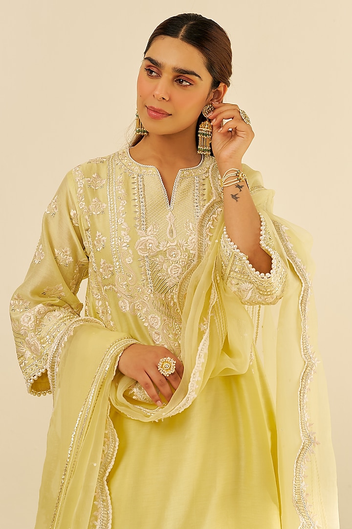 Lemon Yellow Chanderi Silk Parsi Gara Embroidered Kurta Set by Sheetal Batra at Pernia's Pop Up Shop