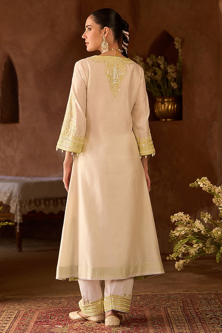 Daisy Ivory Silk Chanderi Sequins Embroidered Kaftan Set by Sheetal Batra at Pernia's Pop Up Shop