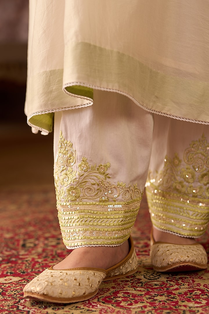 Daisy Ivory Silk Chanderi Sequins Embroidered Kaftan Set by Sheetal Batra at Pernia's Pop Up Shop