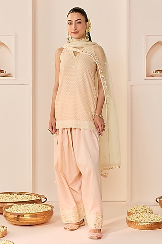 Carnation Pink Chanderi Silk Brasso Aari Work Short Kurta Set by Sheetal Batra