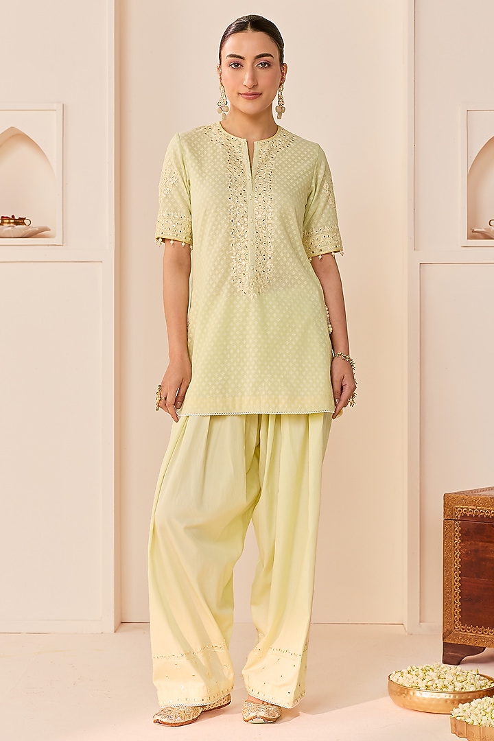 Mint Green Chanderi Silk Brasso Aari Embroidered Short Kurta Set by Sheetal Batra at Pernia's Pop Up Shop