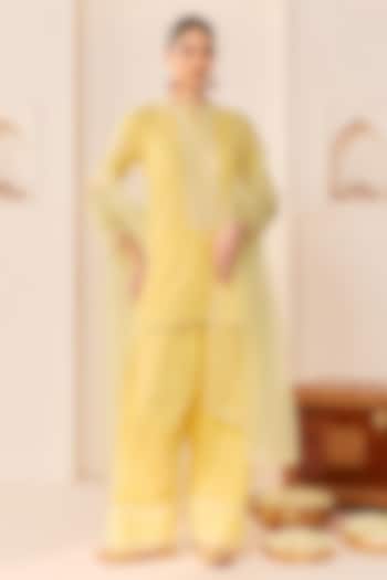 Lemon Yellow Chanderi Silk Brasso Aari Embroidered Short Kurta Set by Sheetal Batra at Pernia's Pop Up Shop