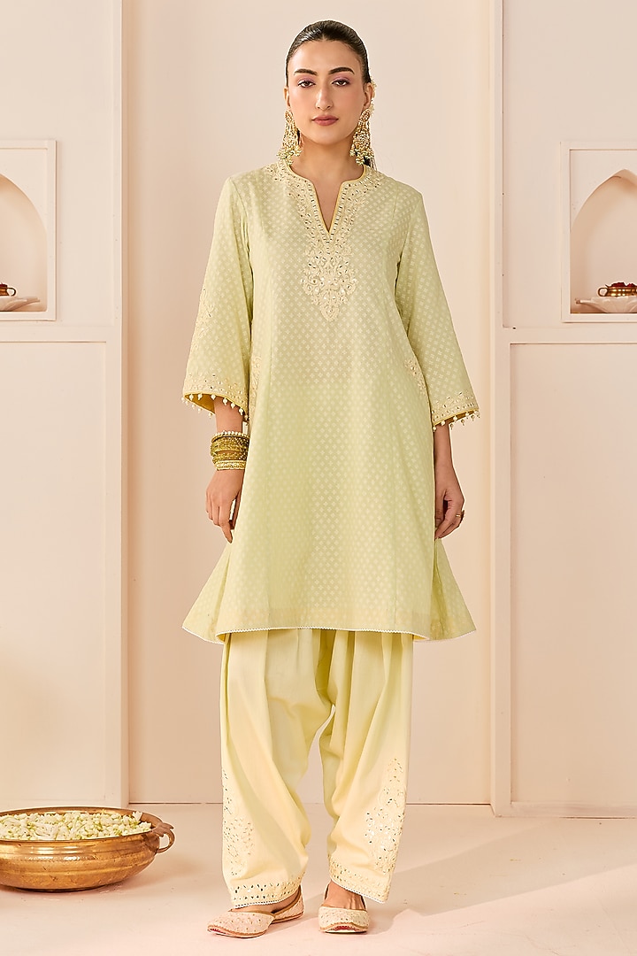 Mint Green Chanderi Silk Brasso Aari Embroidered Short Kurta Set by Sheetal Batra at Pernia's Pop Up Shop