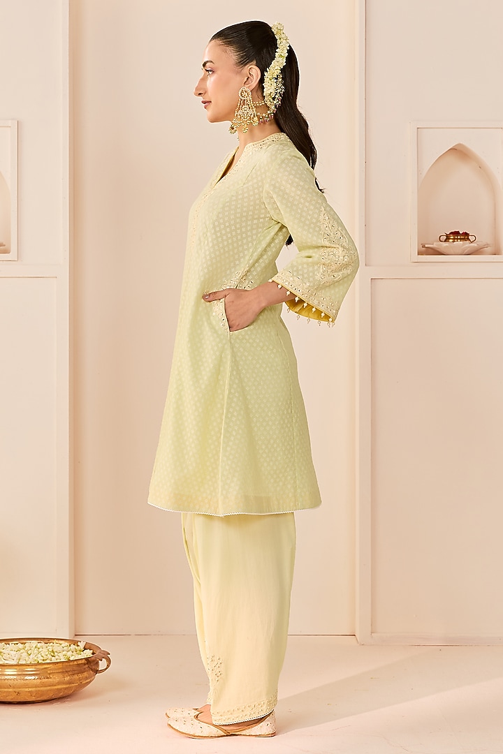 Mint Green Chanderi Silk Brasso Aari Embroidered Short Kurta Set by Sheetal Batra at Pernia's Pop Up Shop