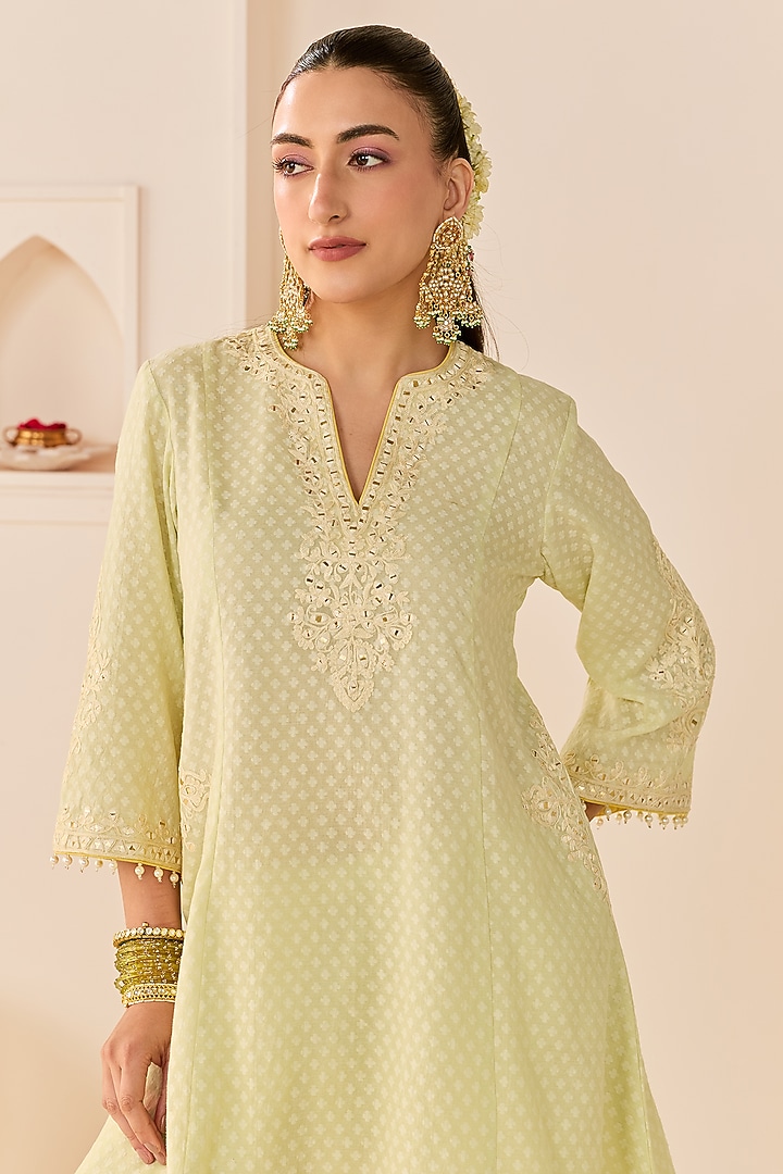 Mint Green Chanderi Silk Brasso Aari Embroidered Short Kurta Set by Sheetal Batra at Pernia's Pop Up Shop