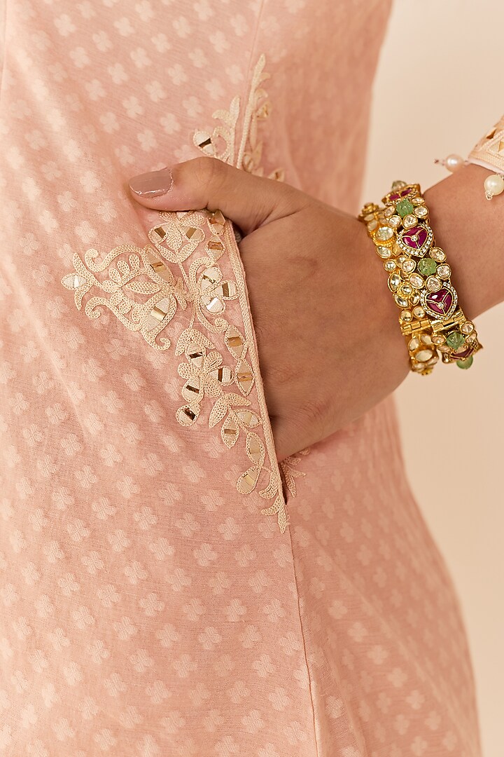 Carnation Pink Chanderi Silk Brasso Aari Embroidered Short Kurta Set by Sheetal Batra at Pernia's Pop Up Shop