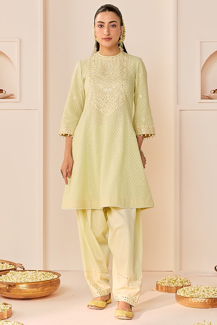 Mint Green Chanderi Silk Brasso Mirror Embroidered Kurta Set by Sheetal Batra at Pernia's Pop Up Shop