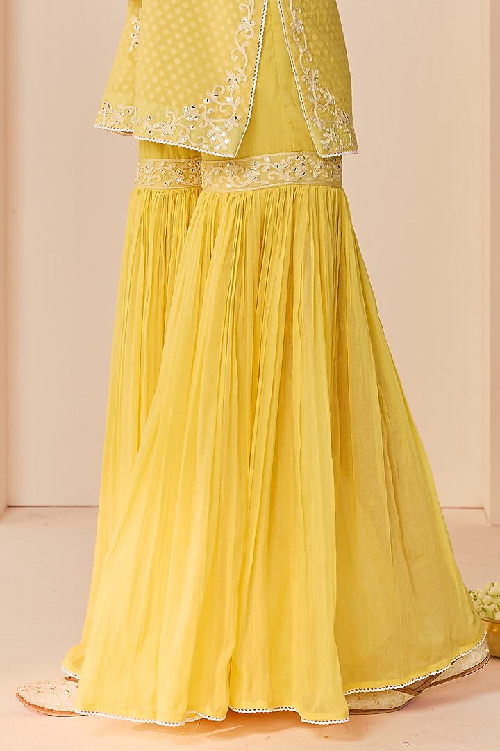Lemon Yellow Pure Cotton Gharara Set by Sheetal Batra at Pernia's Pop Up Shop
