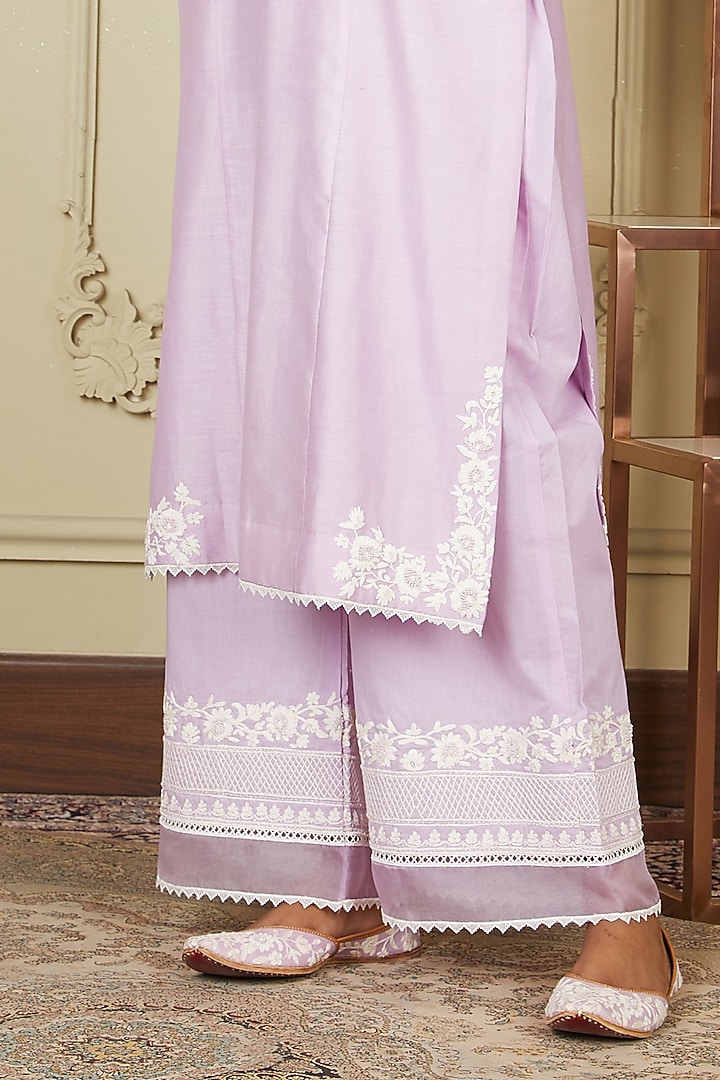 Light Purple Embroidered Kurta Set by Sheetal Batra at Pernia's Pop Up Shop